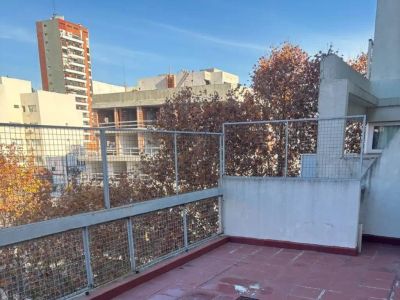 Alquiler Departamento 40 años monoambiente, Frente, 45m2, Laprida 1700 piso 8, Barrio Norte | Buscainmueble