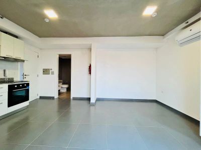  ALQUILER - Departamento de 1 dormitorio Zona Universidad Americana Foto 9 de 9