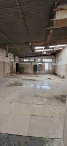 ALQUILER GALPON PARA DEPOSITO EN BARRIO TRES CRUCES, 2 BAÑOS, ENTRADA DE VEHICULOS