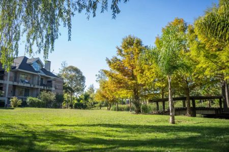 ALQUILER HARAS DEL LAGO, 2 DORMI ,BALCON Y GARAJE
