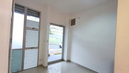 Alquiler Local Comercial Curridabat Imagem 5 de 10