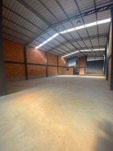 ALQUILO 5 DEPOSITOS EN MARIANO ROQUE ALONSO COD 1396