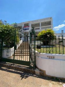 ALQUILO AMPLIA RESIDENCIA 4 DORMITORIOS EN SUITE, AVENIDA ESPAÑA