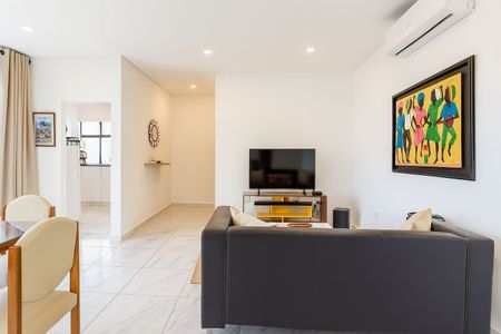 Alquilo amplio departamento de 1 dormitorio amoblado en Mburucuya.​