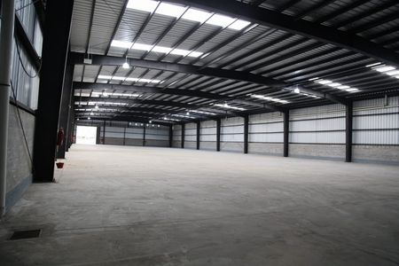 Alquilo Amplio Tinglado. Mariano Roque Alonso