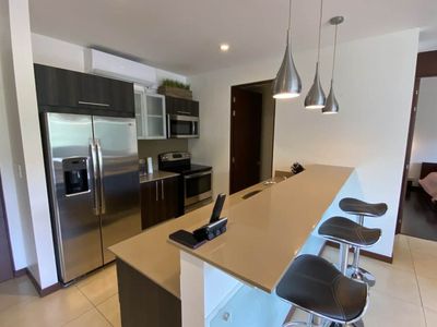  ALQUILO AMUEBLADO  ESCAZU DISTRITO 4 2D2B2P