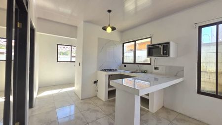  Alquilo apartamento en Limón Centro por el Bohio -Barrio Roosevelt-