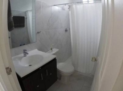 Alquilo apartamento P.H Mystic Gates -Juan Diaz-llano bonito