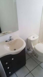  Alquilo, apartamento, PH. Venice $ 350, 2recámaras, 1 baño