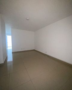  ALQUILO APARTAMENTO VIA ESPAÑA Foto 9 de 11