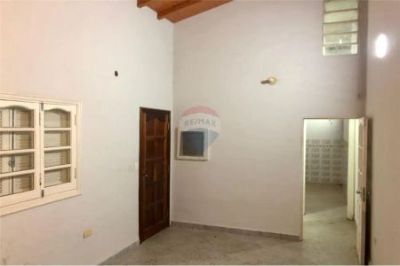 Alquilo casa a pocos metros de Acceso Sur Foto 6 de 11