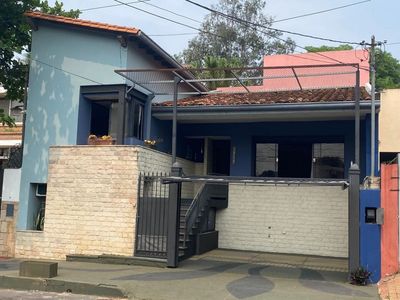 ALQUILO CASA EN ASUNCION CENTRO COD 4238