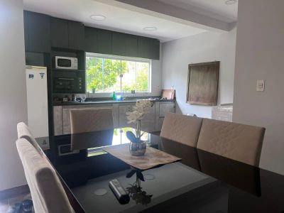 ALQUILO CASA  EN CONDOMINIO PUNTA SANBER  Foto 2 de 10