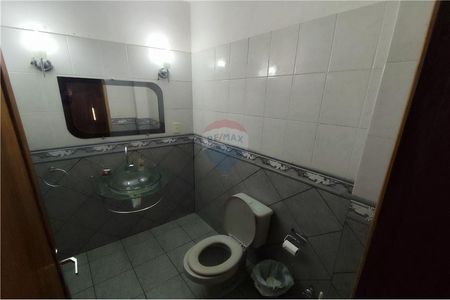 ALQUILO CASA EN LUQUE. ZONA PLAZA MADERO Foto 4 de 10