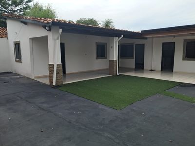 Alquilo Casa En San Lorenzo Zona Laguna Grande Cod 059