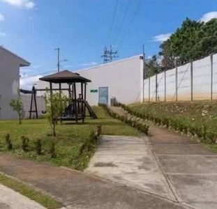  Alquilo casa en San Pablo de Heredia, Condominio Hacienda Las Flores ¢420.000