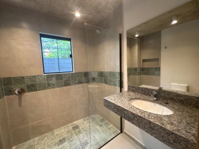 Alquilo casa nueva en Mburucuya, 3 dormitorios  Foto 10 de 16