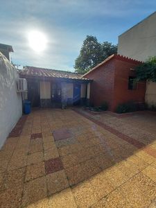 Alquilo Casa Para Oficina O Comercio . Cod Lg