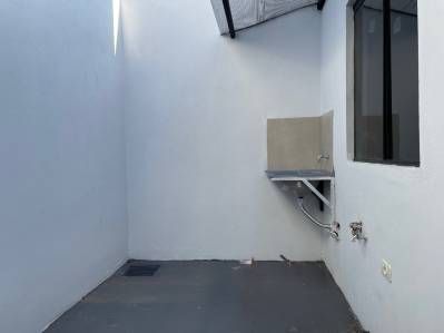 ALQUILO CHALET DE 2 DORMTS A ESTRENAR EN LAMBARE, ZONA HOSPITAL GENERAL Foto 6 de 9