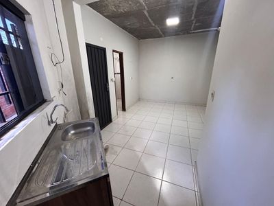 ALQUILO DEPA A CINCO CUADRAS DEL PALACIO DE SANLO. TODO INCLUIDO. NO MIRAMOS INFORMCONF