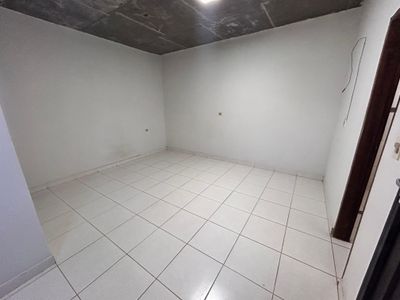 ALQUILO DEPA A CINCO CUADRAS DEL PALACIO DE SANLO. TODO INCLUIDO. NO MIRAMOS INFORMCONF Foto 2 de 5