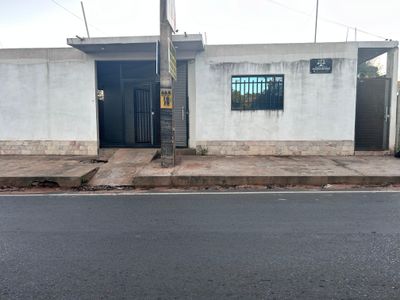 ALQUILO DEPA A CINCO CUADRAS DEL PALACIO DE SANLO. TODO INCLUIDO. NO MIRAMOS INFORMCONF Foto 4 de 5