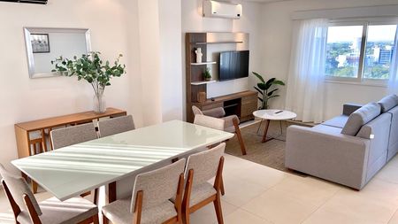 Alquilo Departamento Amoblado De 3 Habitaciones Sobre Santa Teresa.