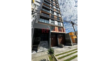 Alquilo Departamento Amoblado En San Andres I Etapa Frente A La Unt Vista Externa/ 88M2/ 1001 / S/3,200