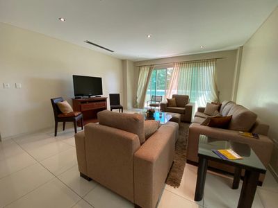 Alquilo Departamento Amoblado En Zona Avda. Santa Teresa. Cod Es