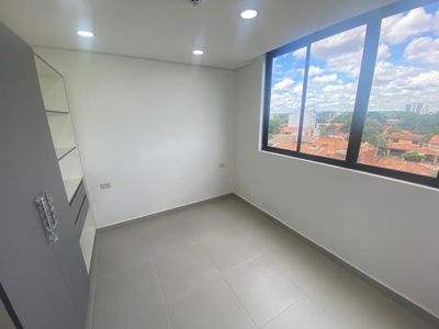 Alquilo Departamento de 2 Dormitorios Amoblado y sin muebles. Barrio Herrera Asunción   Imagem 5 de 9