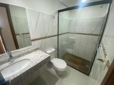 Alquilo Departamento de 2 Dormitorios Amoblado y sin muebles. Barrio Herrera Asunción   Imagem 7 de 9