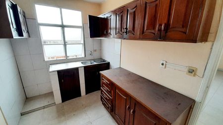 Alquilo Departamento de 2 Dormitorios zona la Negrita Centro de Asunción Picture 2 of 6