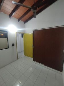 ALQUILO DEPARTAMENTO EN ASUNCION BARRIO MBURUCUYA COD 2048 Foto 4 de 5