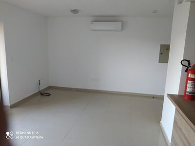 Alquilo Departamento En Parque Pinar. Acceso Sur. Cod 086