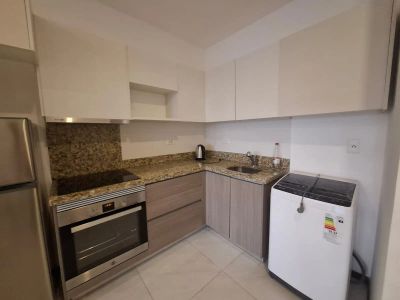 ALQUILO DEPARTAMENTO MONOAMBIENTE AMOBLADO – EDIFICIO REMBRANDT