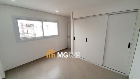 ALQUILO DEPARTAMENTO MONOAMBIENTE ZONA MCAL LOPEZ BARRIO HERRERA Foto 9 de 10