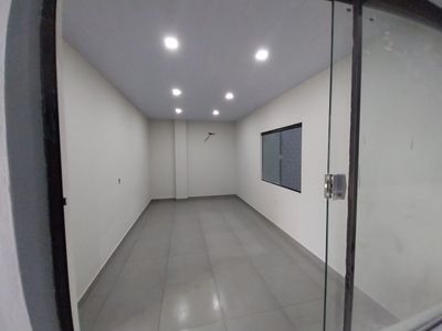 Alquilo Deposito A Estrenar. San Lorenzo. Cod 102 Foto 5 de 6