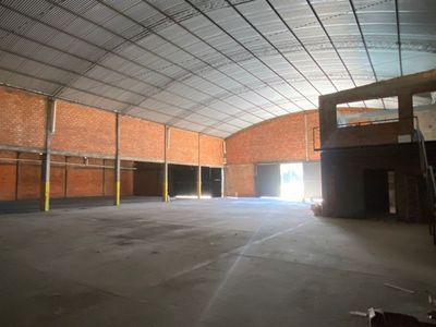 Alquilo Deposito en Villa Eliza Zona Puerto Pabla