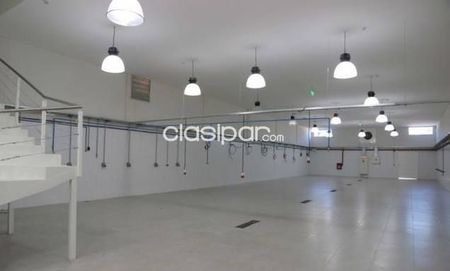 ALQUILO DEPOSITO PARA INSTALACIONES FABRILES EN LUQUE COD 1066 Foto 2 de 8