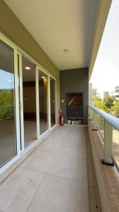 ALQUILO DEPTO DE 2 DORMITORIOS C/ COCHERA - BARRIO MBURUCUYA