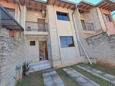 ALQUILO DUPLEX 2 DORMITORIOS ECONATURA 5 LAMBARE