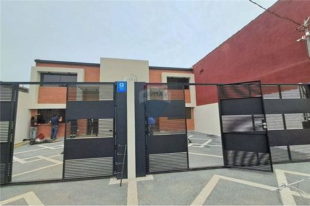 ALQUILO DUPLEX A ESTRENAR EN LAMBARE