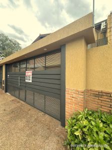 ALQUILO DUPLEX DE 3 DORMITORIOS A30-17-11