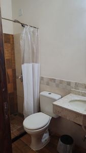 ALQUILO DUPLEX EN LAMBARE CON PISCONA COD 5138