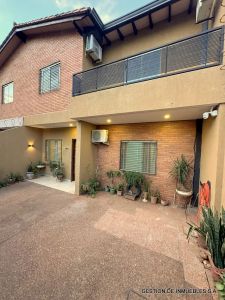 ALQUILO DUPLEX EN LAMBARE ZONA MEDICOS DEL CHACO A30-17-4 Picture 2 of 12