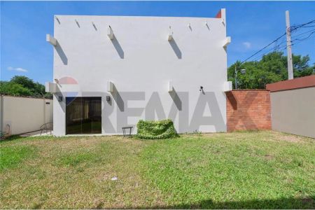 ALQUILO DUPLEX EN LOMA PYTA LAS GOLONDRINAS Foto 2 de 10