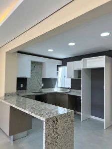 ALQUILO DUPLEX EN LUQUE