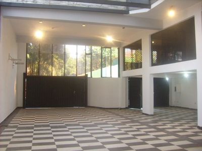 ALQUILO EDIFICIO CORPORATIVO A PASOS DE AV. F. BOGADO Foto 2 de 7