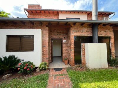 Alquilo hermosa casa en lambare zona supermercado el pueblo 