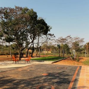 ALQUILO HERMOSA QUINTA A METROS DE LA RUTA LUQUE - SAN BERNARDINO Imagem 2 de 9